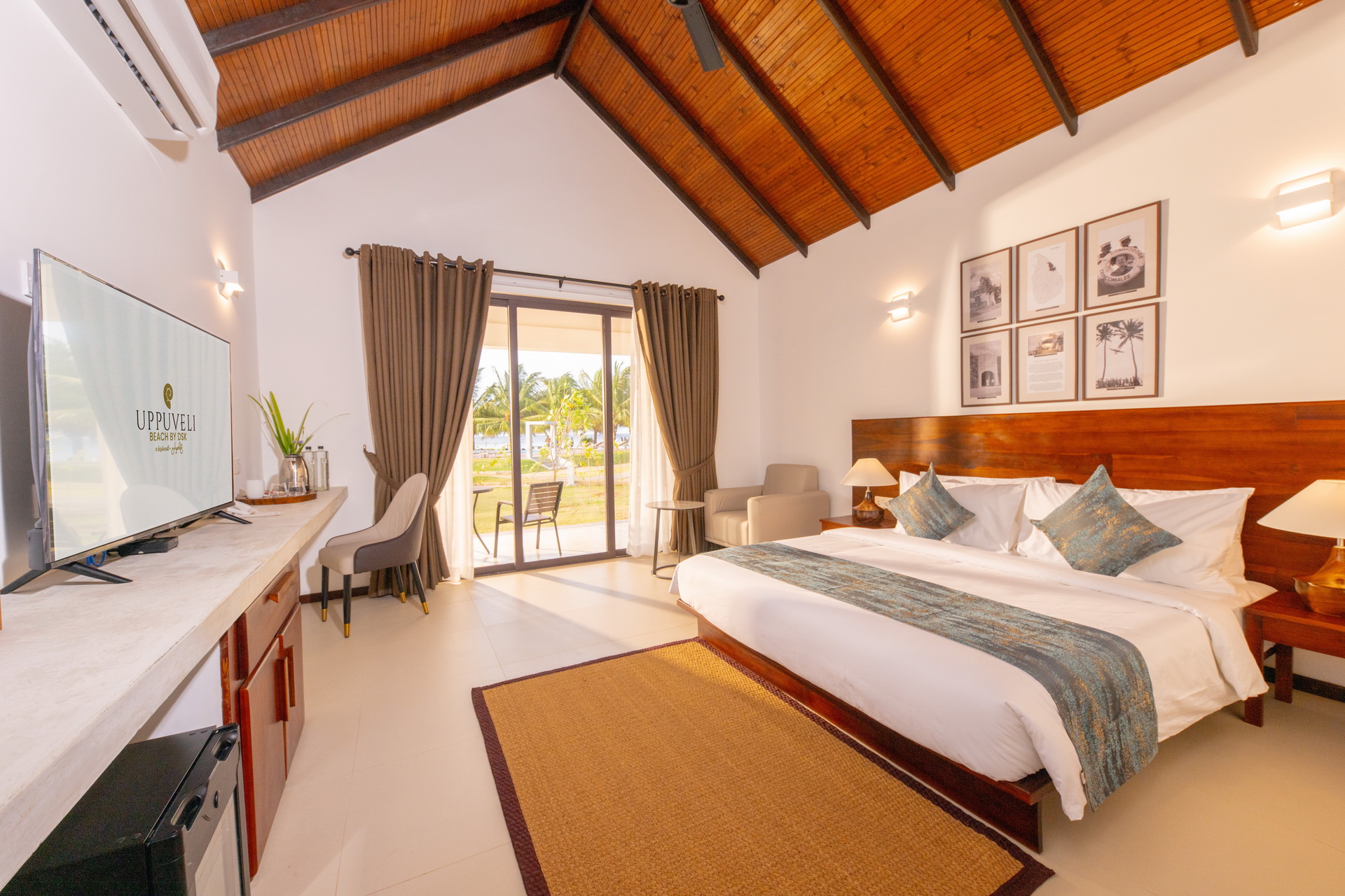 Beach Rooms