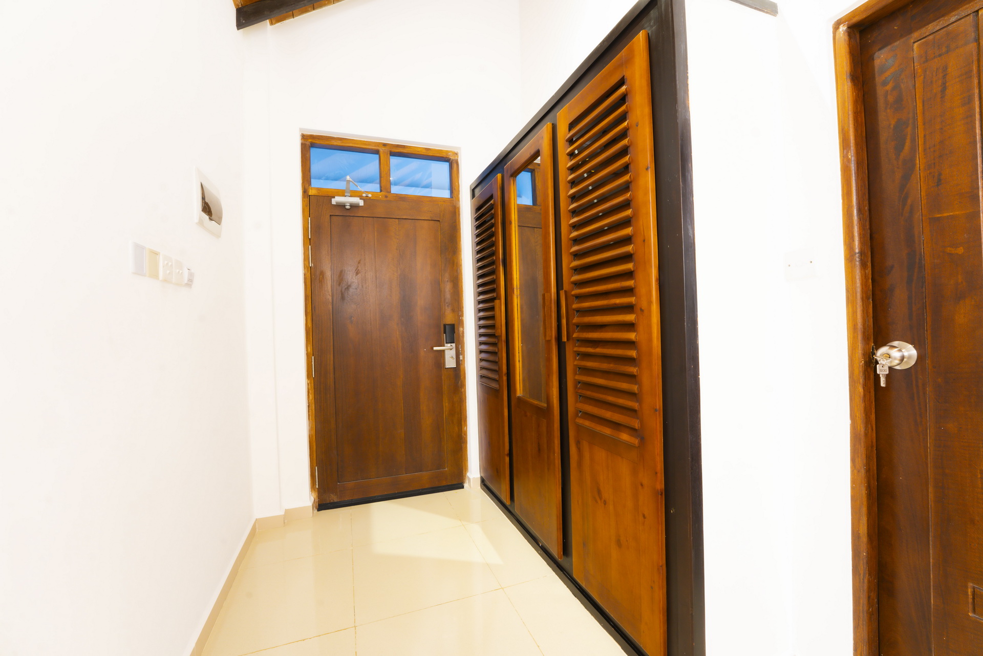 Breeze Rooms
