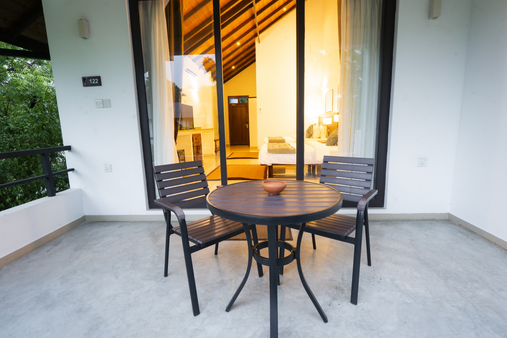 Breeze Rooms
