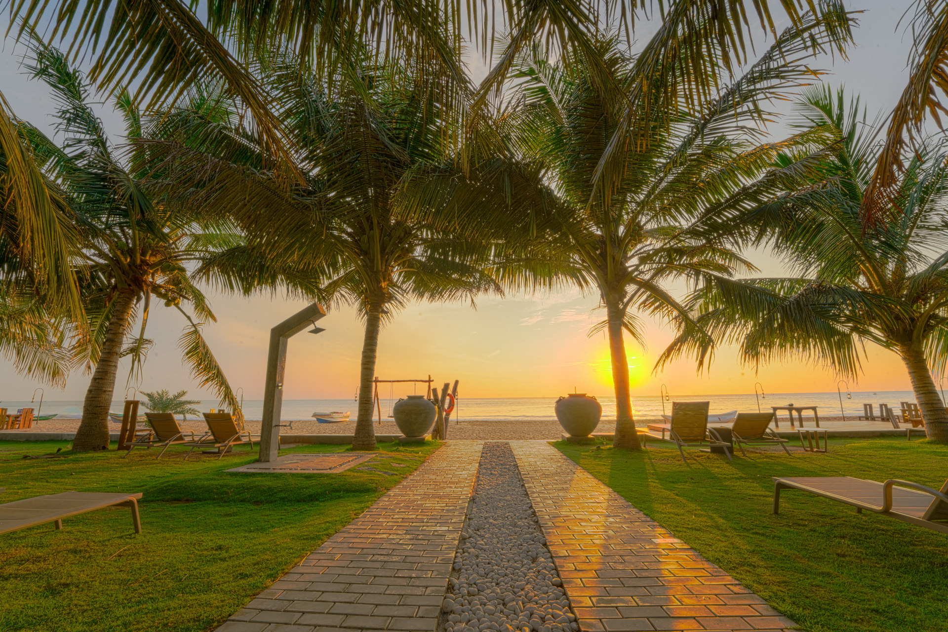 About Uppuveli Beach by DSK 3