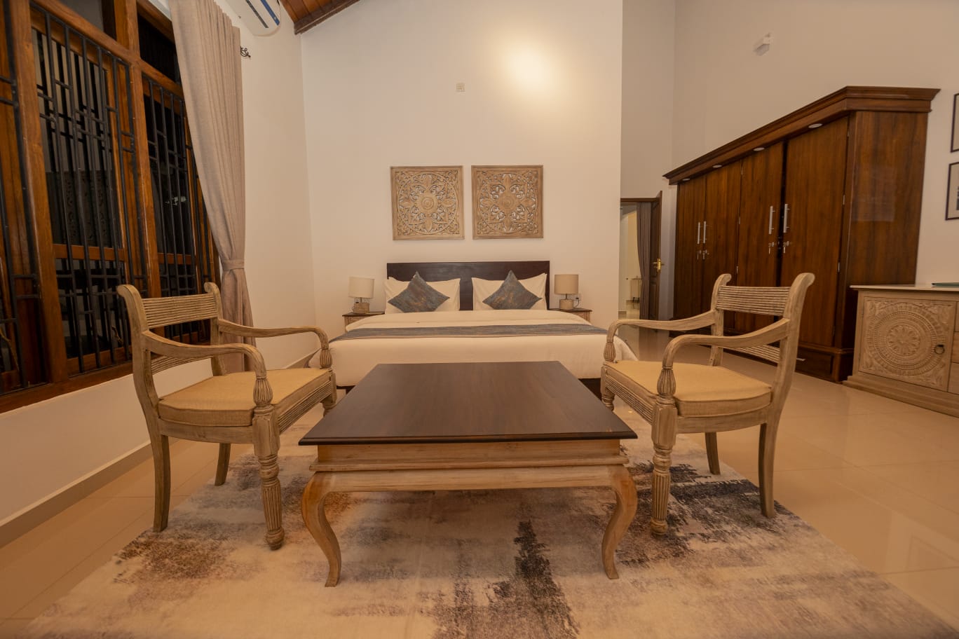Villa Rooms